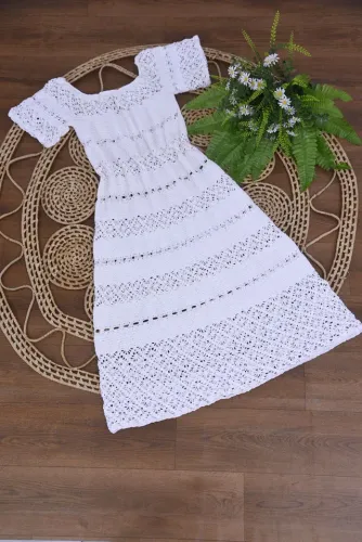 VESTIDO DE CROCHÊ