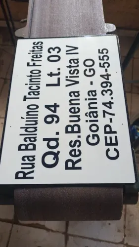 Placa de endereço pronto em 1 hora