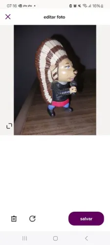 Boneco ash sing