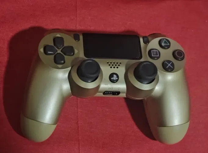 Controle Playstation 4 Dourado original