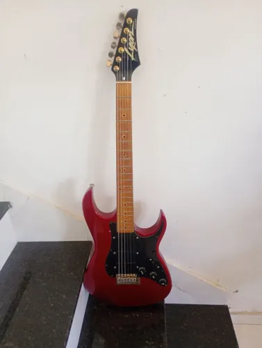 Guitarra WASHBURN G.W.LION aceito troca ar condicionado