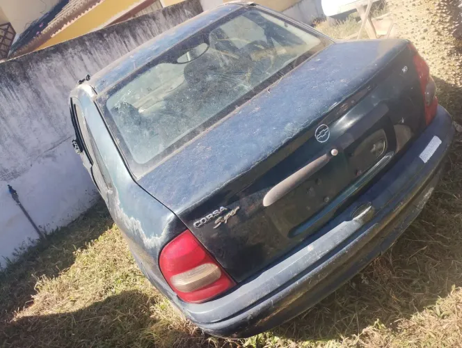 Peças Corsa Sedan ano 99 2000 consulte disponibilidade e valores 