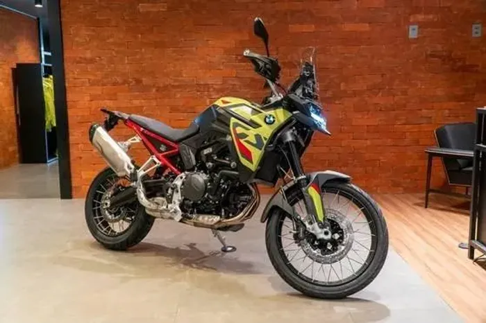 BME F 900 GS AMARELA