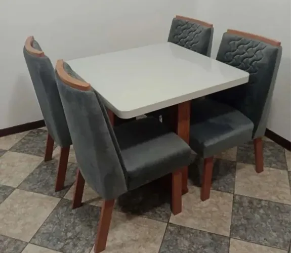 Mesa de Jantar com 4 Cadeiras julieta 100% MDF