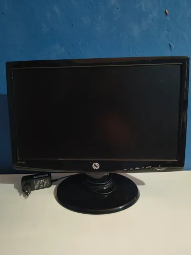 Vendo Monitor HD Modelo HP 19 Polegadas.