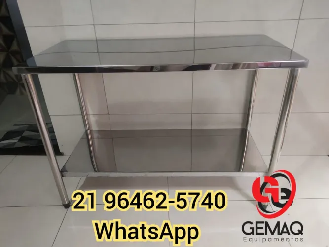 Mesa em aço inox para cozinha industrial