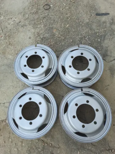 Vendo 4 Rodas para caminhão 3/4