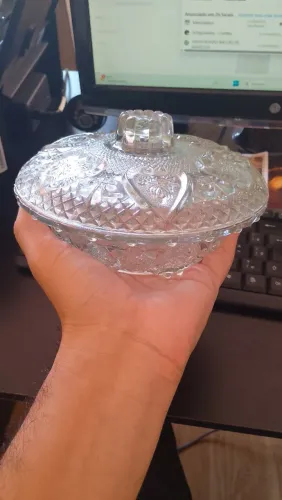 Bomboniere de vidro cristal muito antiga e linda 