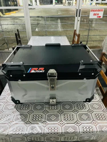 Baú topcase para 2 capacetes!