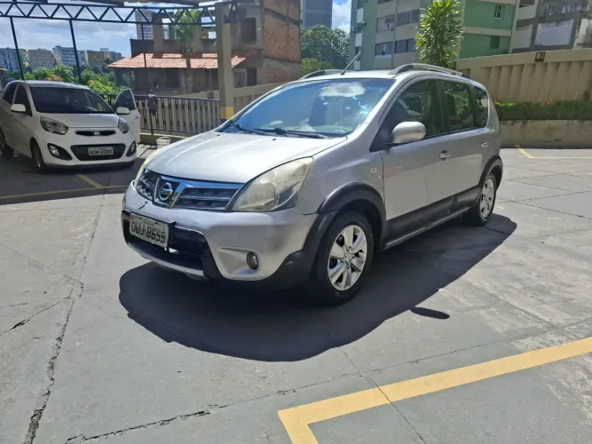 Livina xgear 1.8 automático
