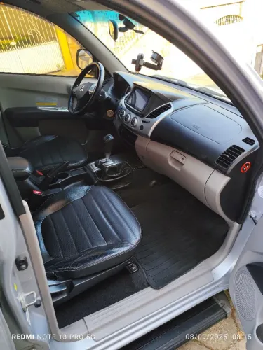 Mitsubishi L200 Triton HPE 3.2 CD TB Int.diesel AUT 2015