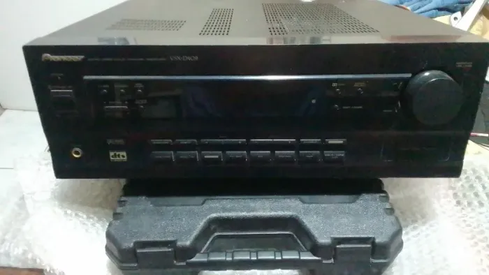 Receiver - Pionner - VSX-D409
