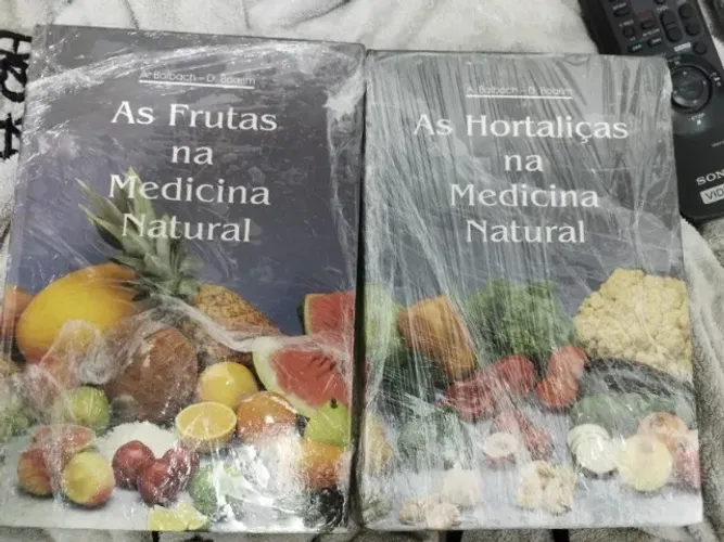 Dois livros Medicina Natural