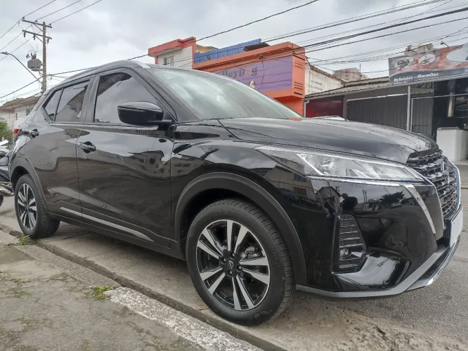 KICKS 30 MIL KM ÚNICO DONO 