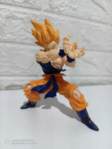 Action Figure Goku Super Saiyajin