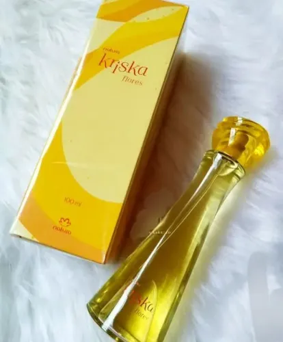 Perfume Kriska Flores feminino 100 ml, natura
