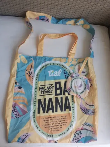 Bolsa Sacola dobrável e lavável em tecido com bolsinha interna nova