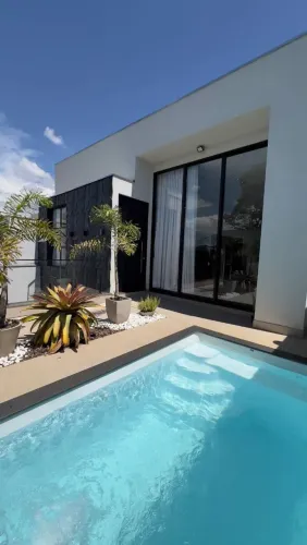 Casa alto padrão a venda em Varginha