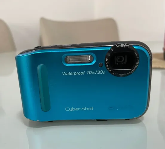 Câmera Digital Sony Cyber-shot à Prova D'água [ÓTIMO ESTADO] (NÃO ACEITO PROPOSTA)