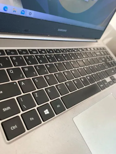 Notebook top Samsung Book 11 th ssd 128gb Promoção! 