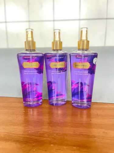 Body splash love spell 