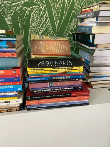 Diversos Livros 208 unidades 