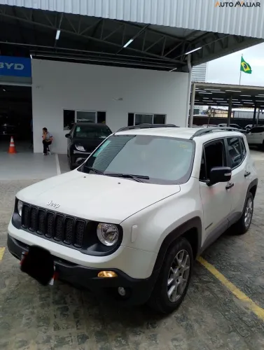 APENAS 17.900km  RODADOS Jeep Renegade Sport 1.8 4X2 Flex 16V Aut. 2021
