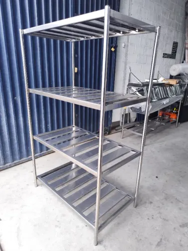 Estante de Inox para Câmara 1,00m com 4 Prateleiras e Perfil G 1mm