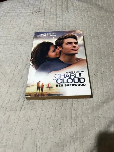 Livro Morte e Vida de Charlie St. Cloud