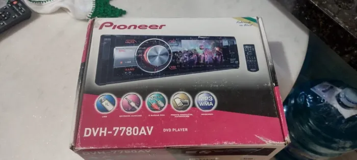 CD/DVD Pioneer DVH-7780 novo 