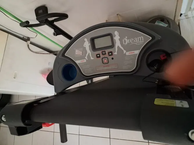 Esteira Eletrônica Dream Fitness DR 1600 1,6 HP - Dobrável