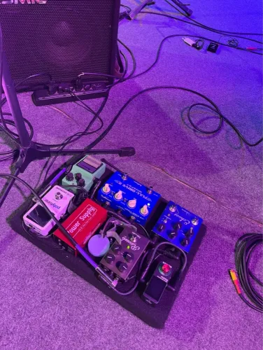 Hard case  de pedais 