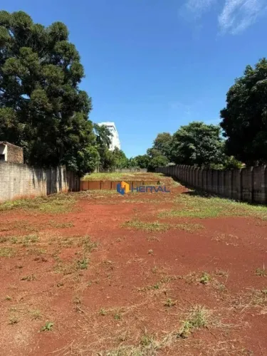 Terreno à venda, 2434 m² por R$ 3.000.000,00 - Jardim Andrade - Maringá/PR