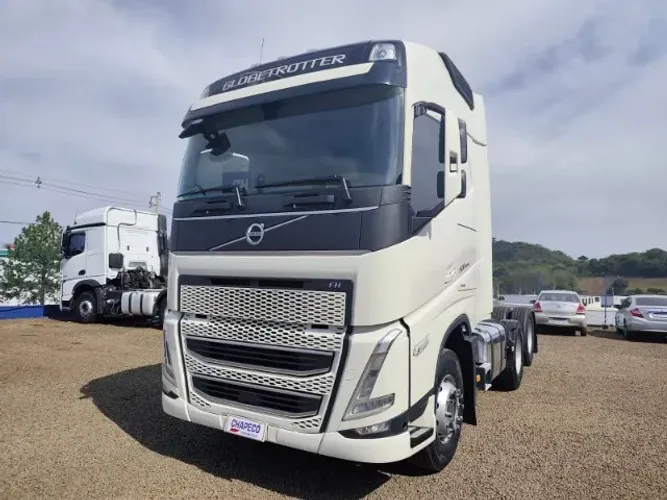 Volvo FH 500 6x2 ano 2024