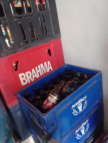 Vendo vasilhame de cerveja 