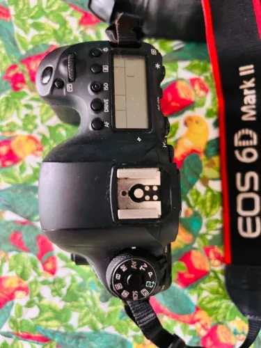 Câmera Digital Slr Canon Eos 6d Mark Ii Body 26,2 Mp Wi-fi