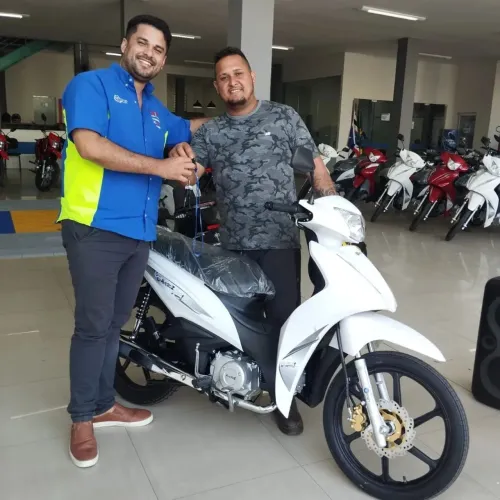 AVELLOZ AZ1 com 1 MIL REAIS DE ENTRADA