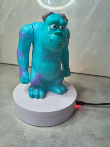 Sullivan Disney monstros S/A