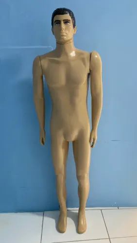 Manequim corpo completo