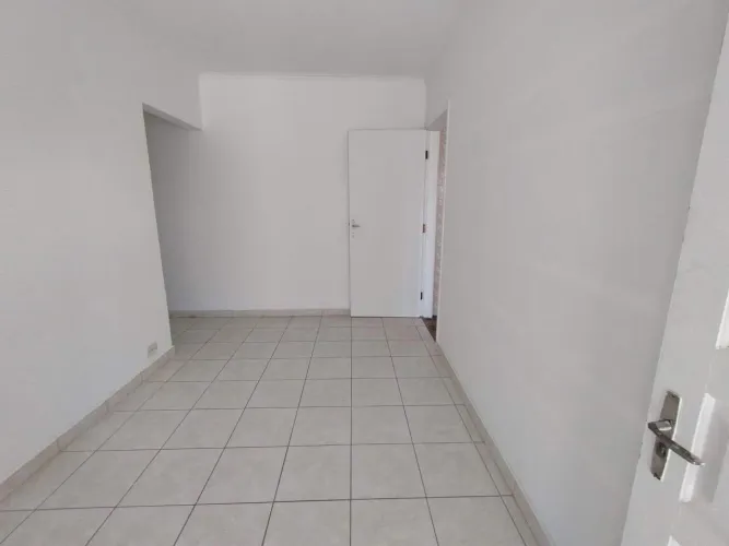 Casa 1 Dormitório com Área de Serviço | Vila das Mercês