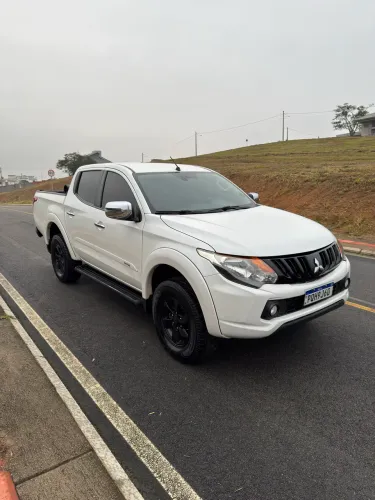 Mitsubishi L200 Triton Sport HPE 2.4 CD Diesel Aut. 2018