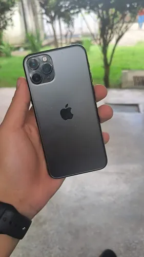 iPhone 11 Pro 