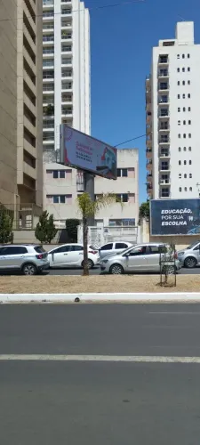 Alugo prédio Av. Alberto Andaló c/ 2 entradas tbém pela R Minas Gerais