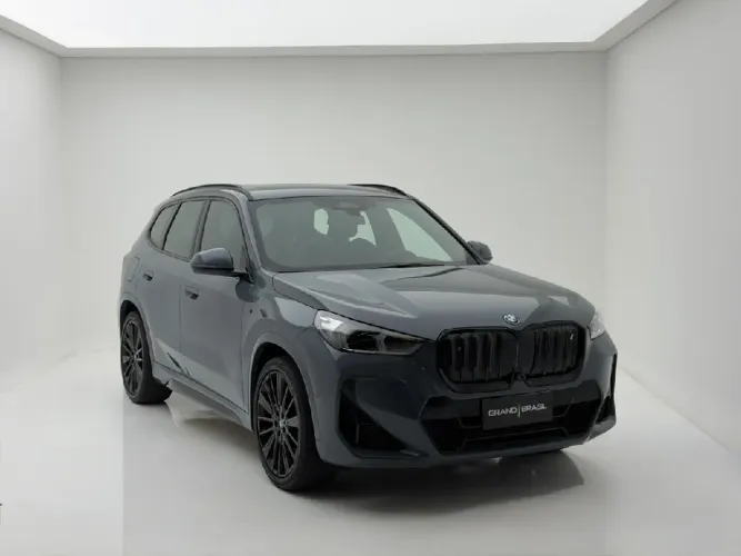 BMW IX1 Xdrive 30 M Sport (elétrico) 2024