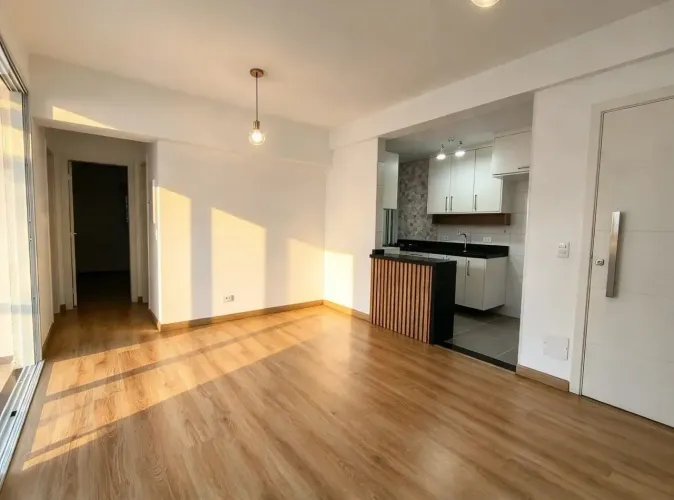 Apartamento para aluguel com 68 metros quadrados com 2 quartos (1 suíte)