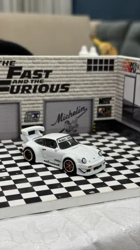 Hot Wheels Premium 1/64 Silhouettes Rwb Porsche 930 Branco - loose