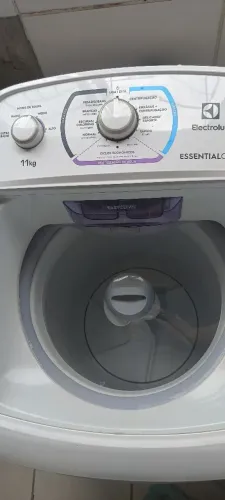 Máquina de lavar roupa Eletrolux 11 kg