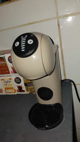 Cafeteira Dolce Gusto Gênio S