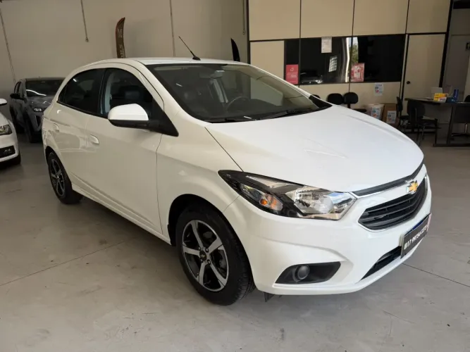 Chevrolet Onix Hatch LT 1.4 8V Flex Mec. 4P 2019