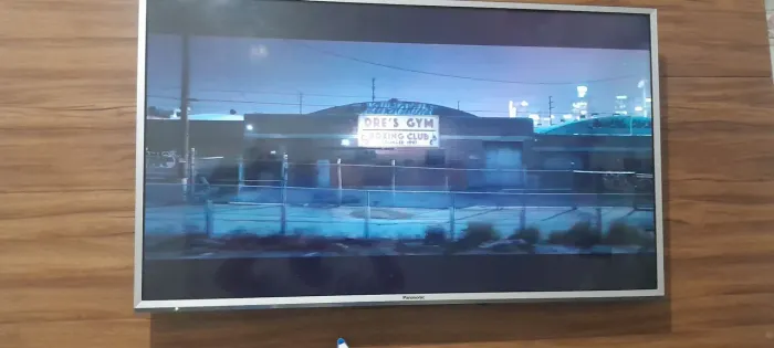 V TV DE 43 POLEGADAS 
